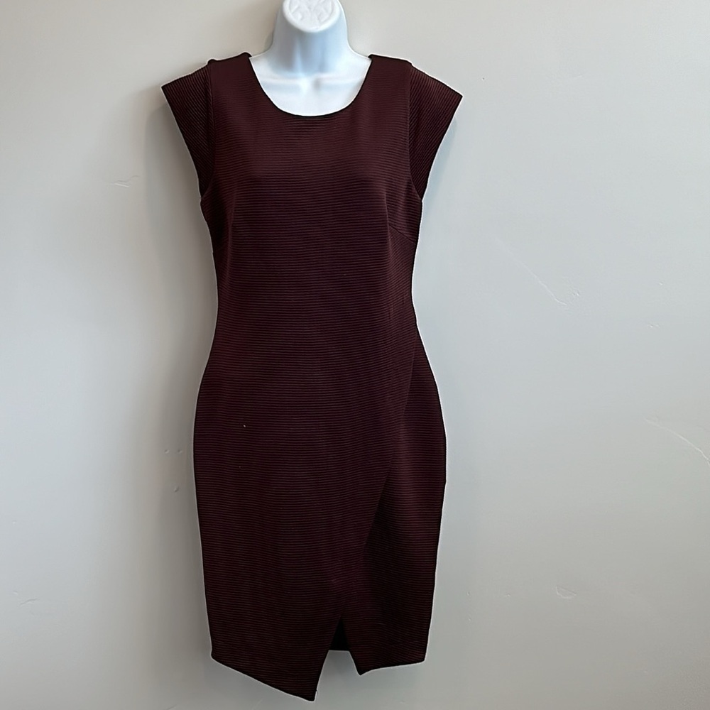 Bar III. Size M dress. Burgundy red color. Fitted.